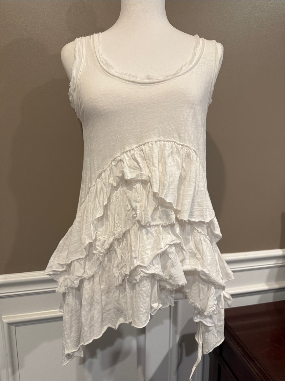 Meadow Rue White Ruffle-Front Sleeveless Tank